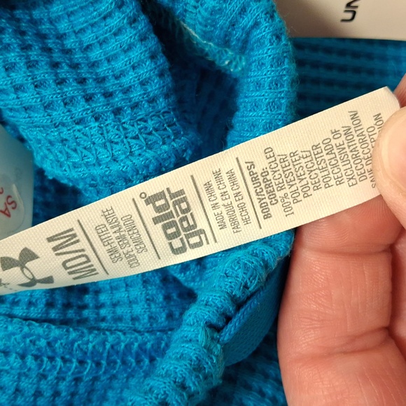 NWT UNDER ARMOUR Semi-Fitted Cold Gear Medium Sweatshirt - Picture 4 of 8